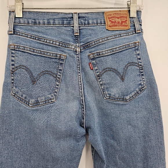 Levi's Wedgie Straight Fit Button Fly High Rise Women's Jeans Size 28 - Picture 6 of 12